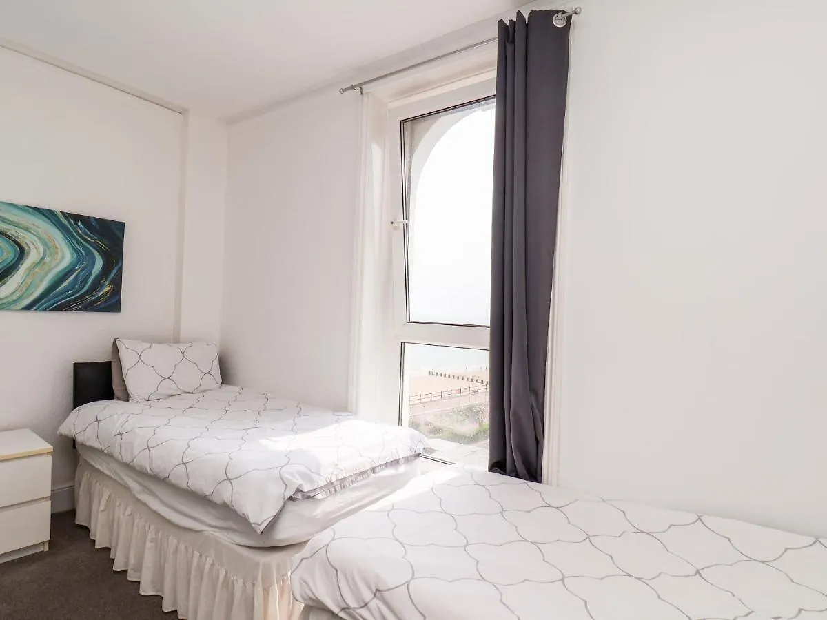 7 Beach View Beaconsfield House Bridlington